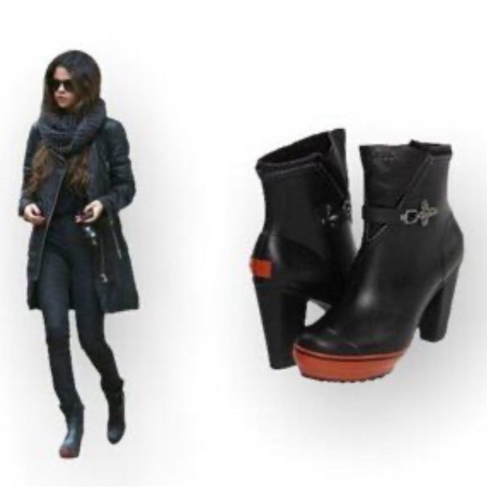 Sorel Black Leather Ankle Heeled Boots with Orange Accent